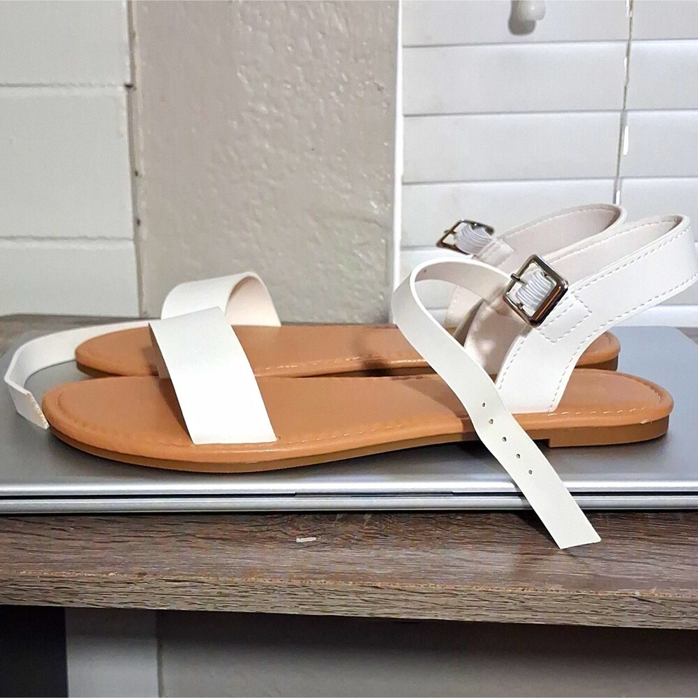 Shienland Women's Flat Sandals White/Tan Synthetic Ankle Strap Buckle Casual 8.5